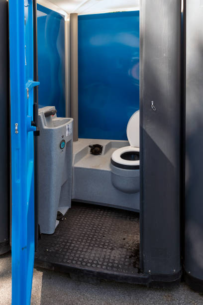 Best Porta potty delivery and setup  in Ridgefield, WA